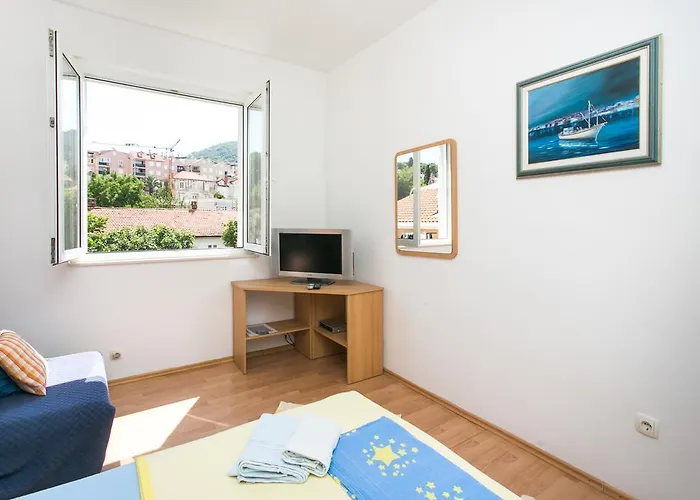Hrvoje Place Apartments