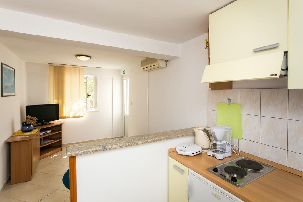 Apartment Hrvoje Place